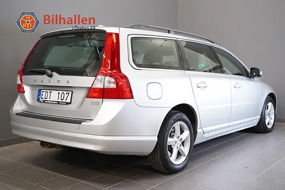 Volvo V70 2011 photo 2