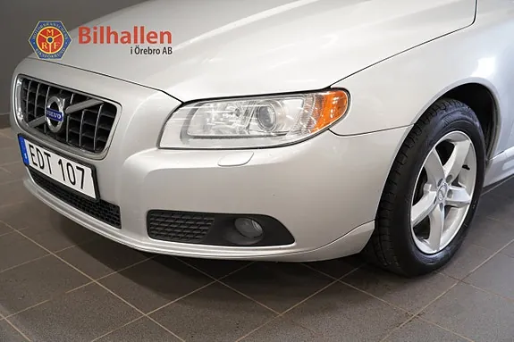 Volvo V70 2011 photo 3