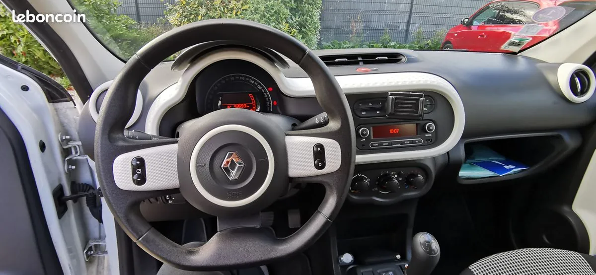 Renault Twingo 2017 photo 3