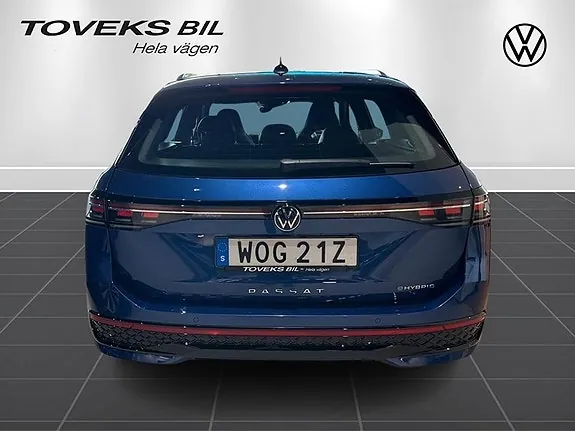 Volkswagen Passat 2024 photo 3
