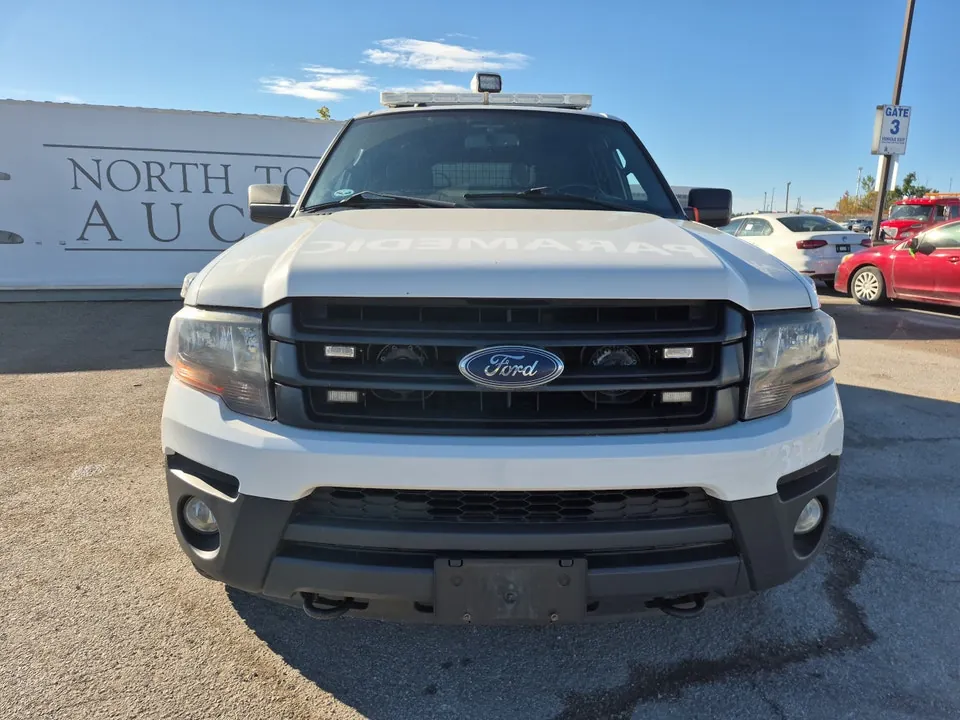 Ford Expedition 2017 photo 2