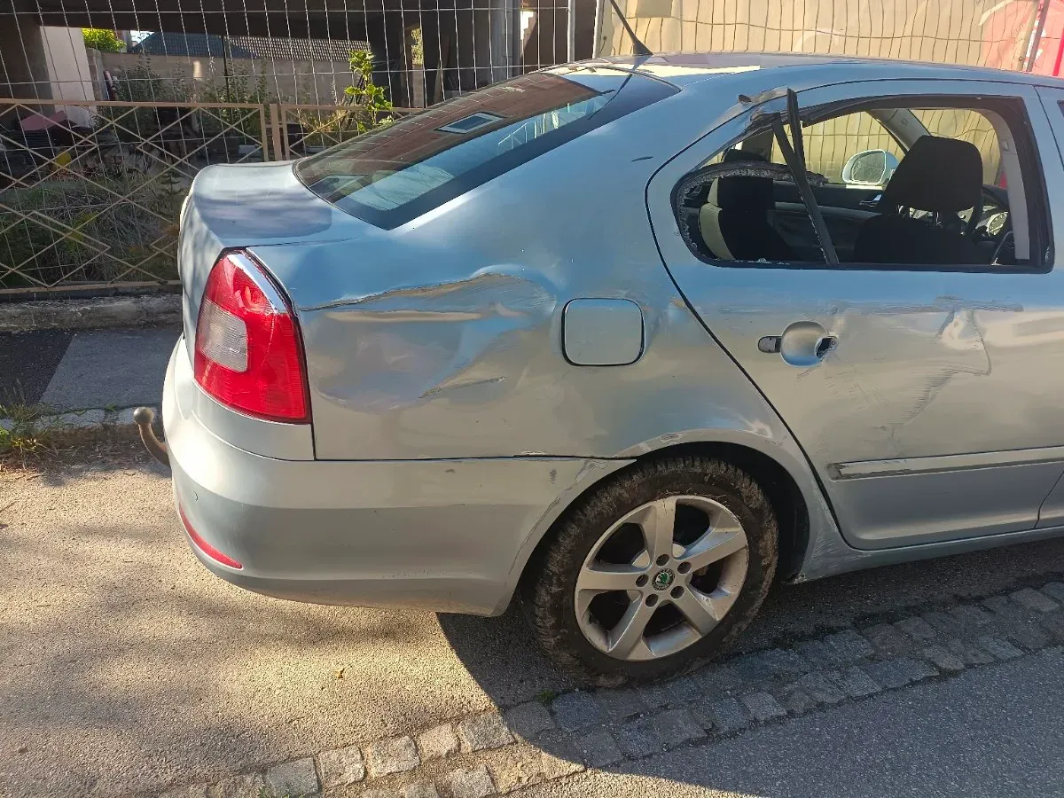 Skoda Octavia 2009 photo 3