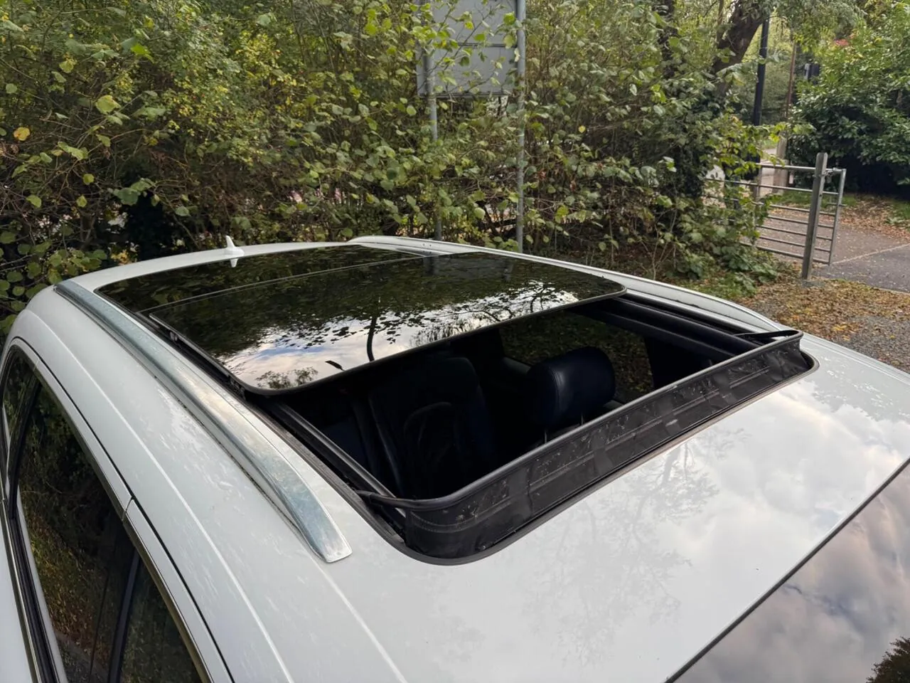 Audi Q7 2012 photo 2