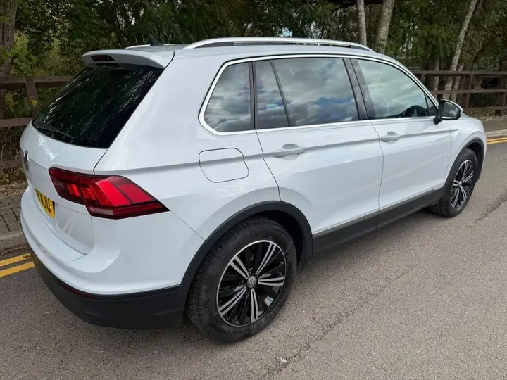 Volkswagen Tiguan 2018 photo 4