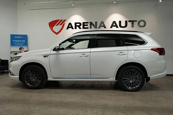 Mitsubishi Outlander 2020 photo 2