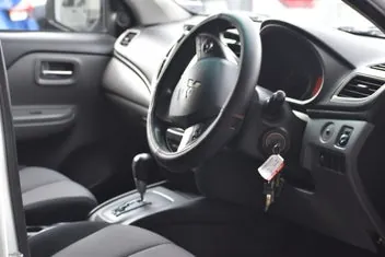Mitsubishi Triton 2017 photo 5