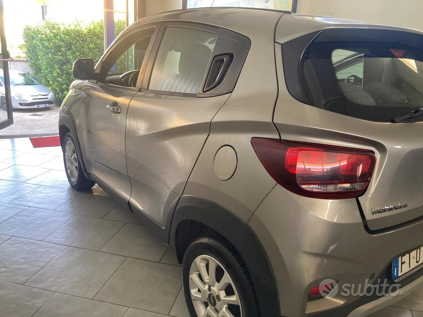 Mahindra Kuv100 2019 photo 3