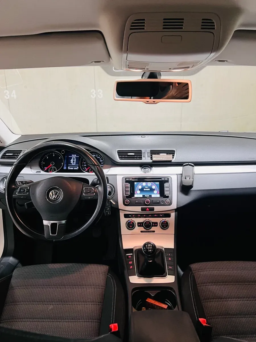 Volkswagen Passat Cc 2012 photo 2