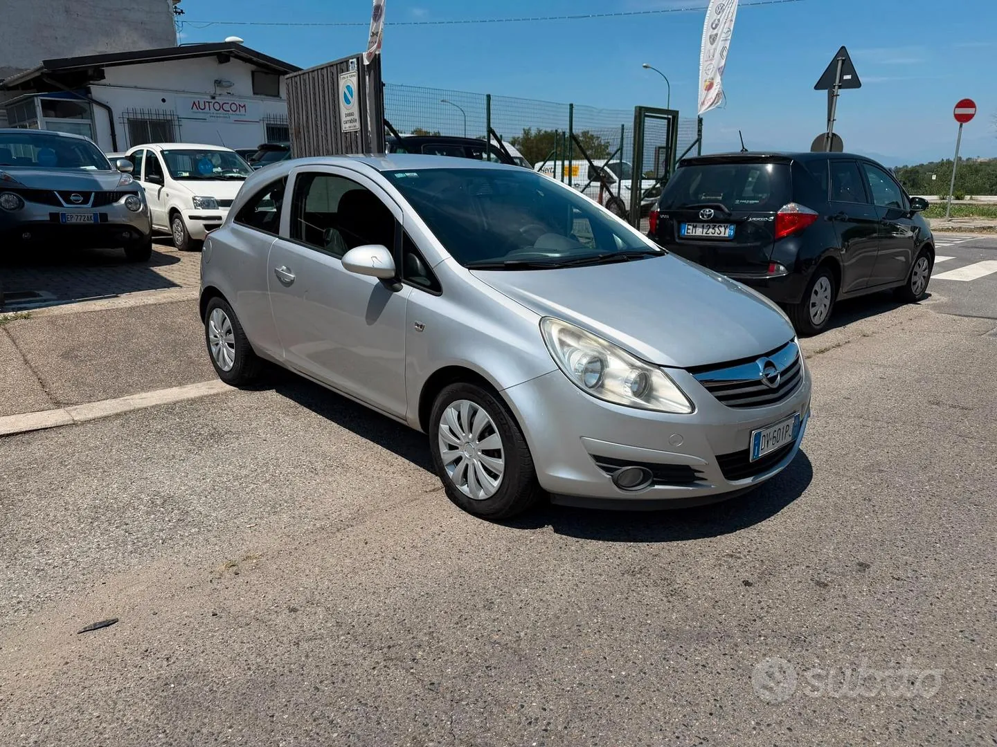Opel Corsa 2009 photo 4