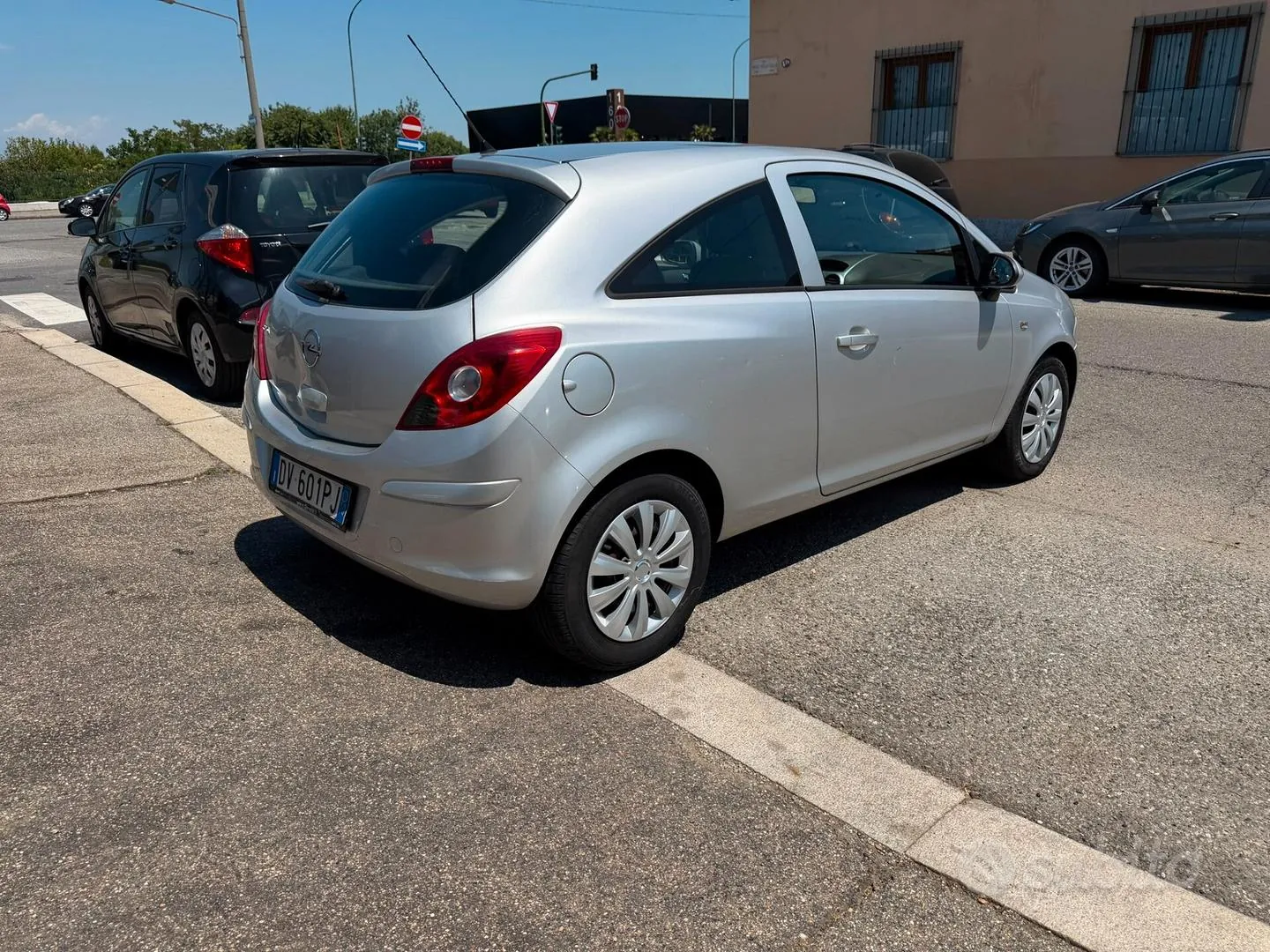 Opel Corsa 2009 photo 3