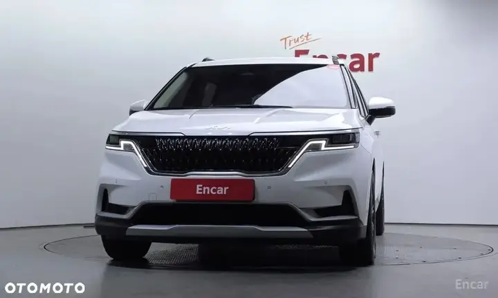 Kia Carnival 2023 photo 2