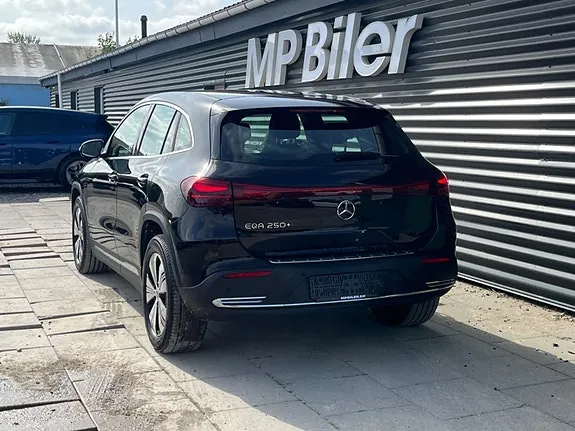 Mercedes-Benz Eqa 2024 photo 5