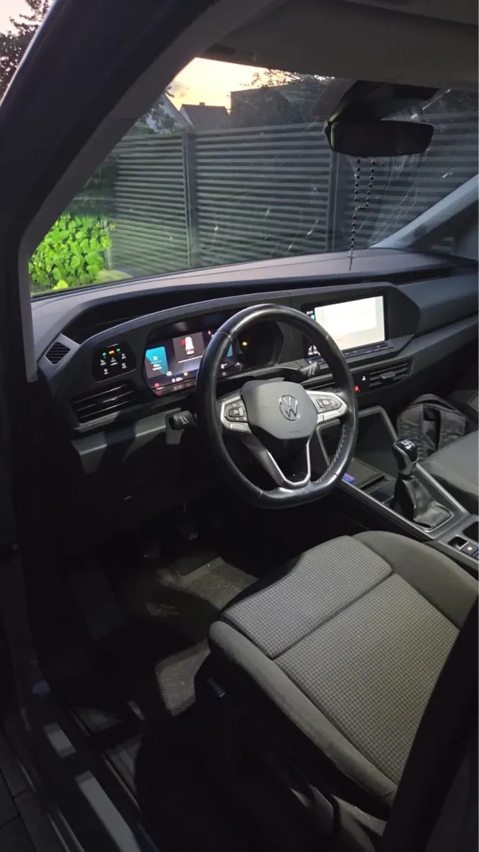 Volkswagen Caddy 2023 photo 3