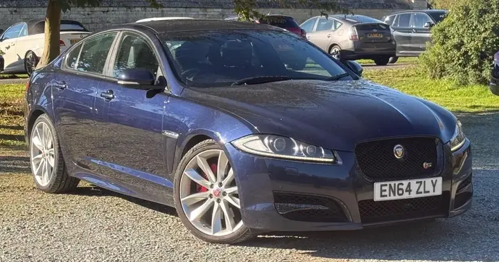 Jaguar Xf 2014 photo 2