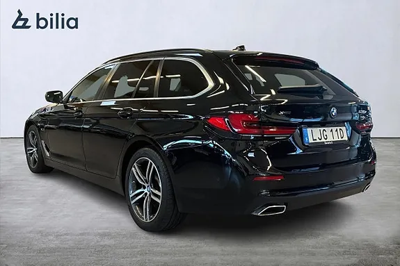 BMW 530E 2024 photo 2