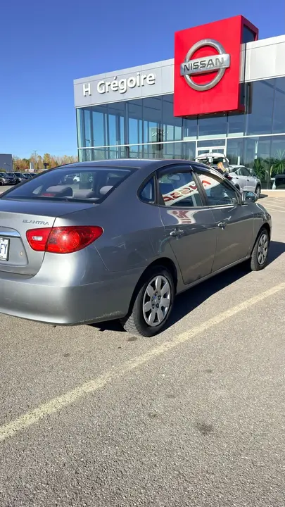 Hyundai Elantra 2010 photo 3