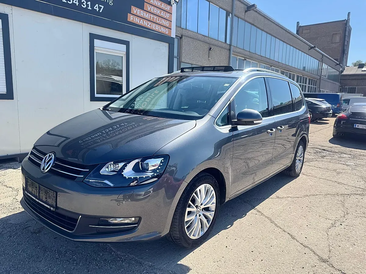 Volkswagen Sharan 2012 photo 3