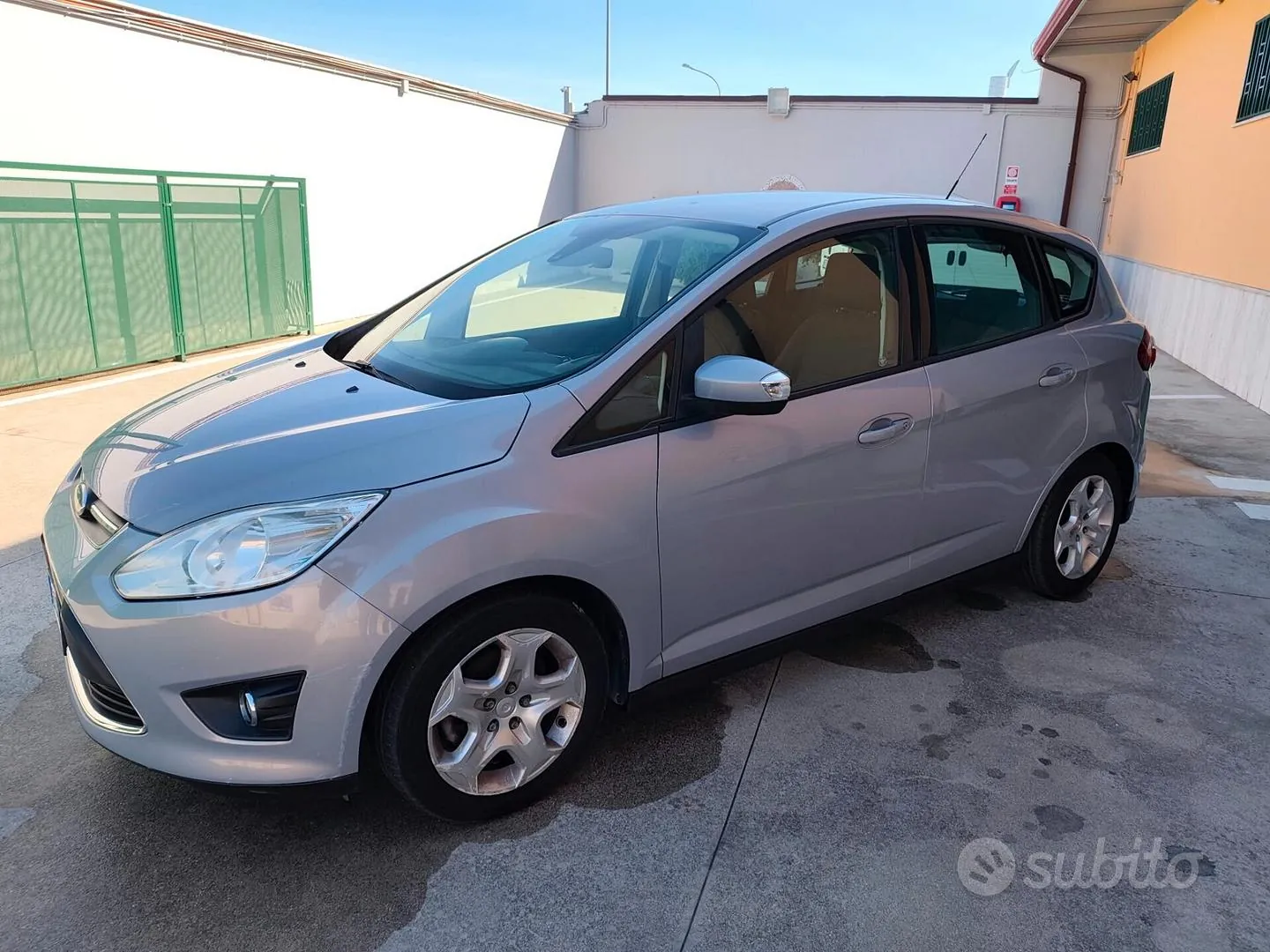 Ford C-Max 2013 photo 3