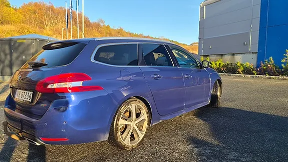Peugeot 308 Sw 2015 photo 2