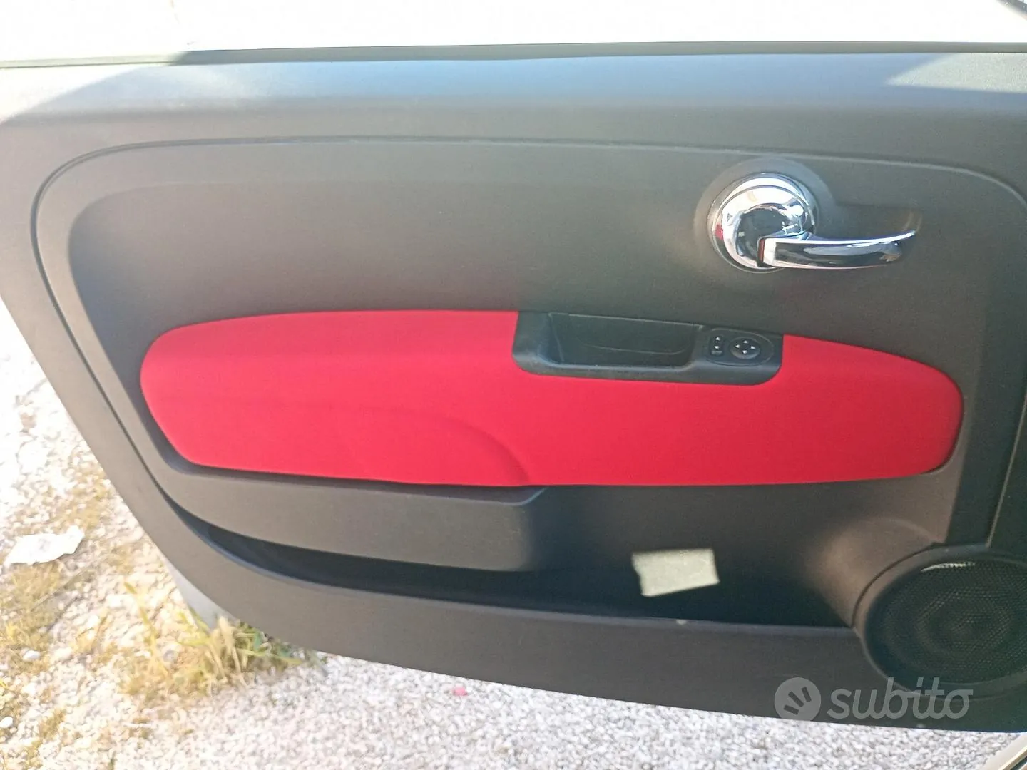 Abarth 500 2011 photo 3