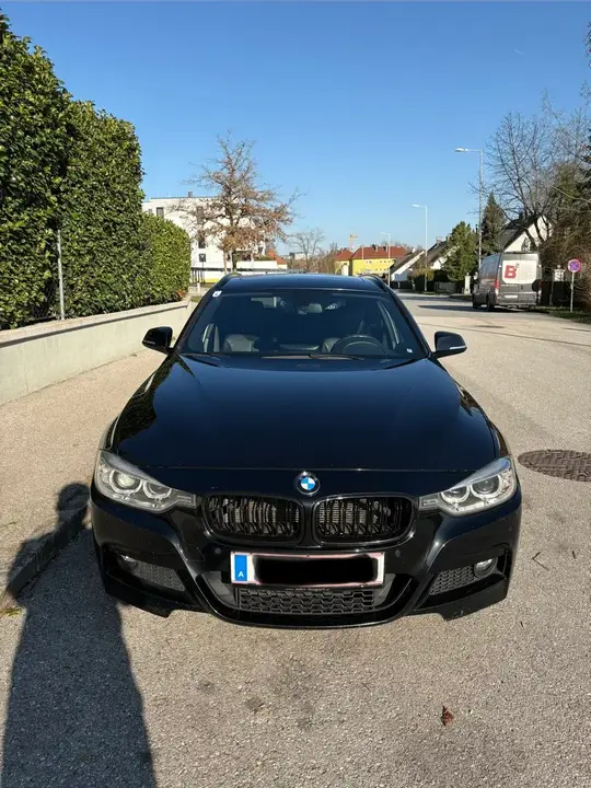 BMW 3 Series 2013 photo 2