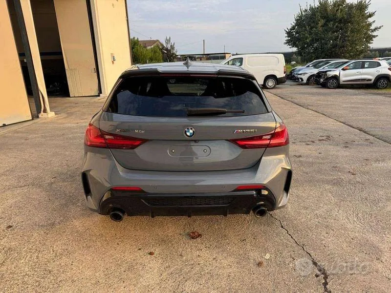 BMW 1 Series 2024 photo 5