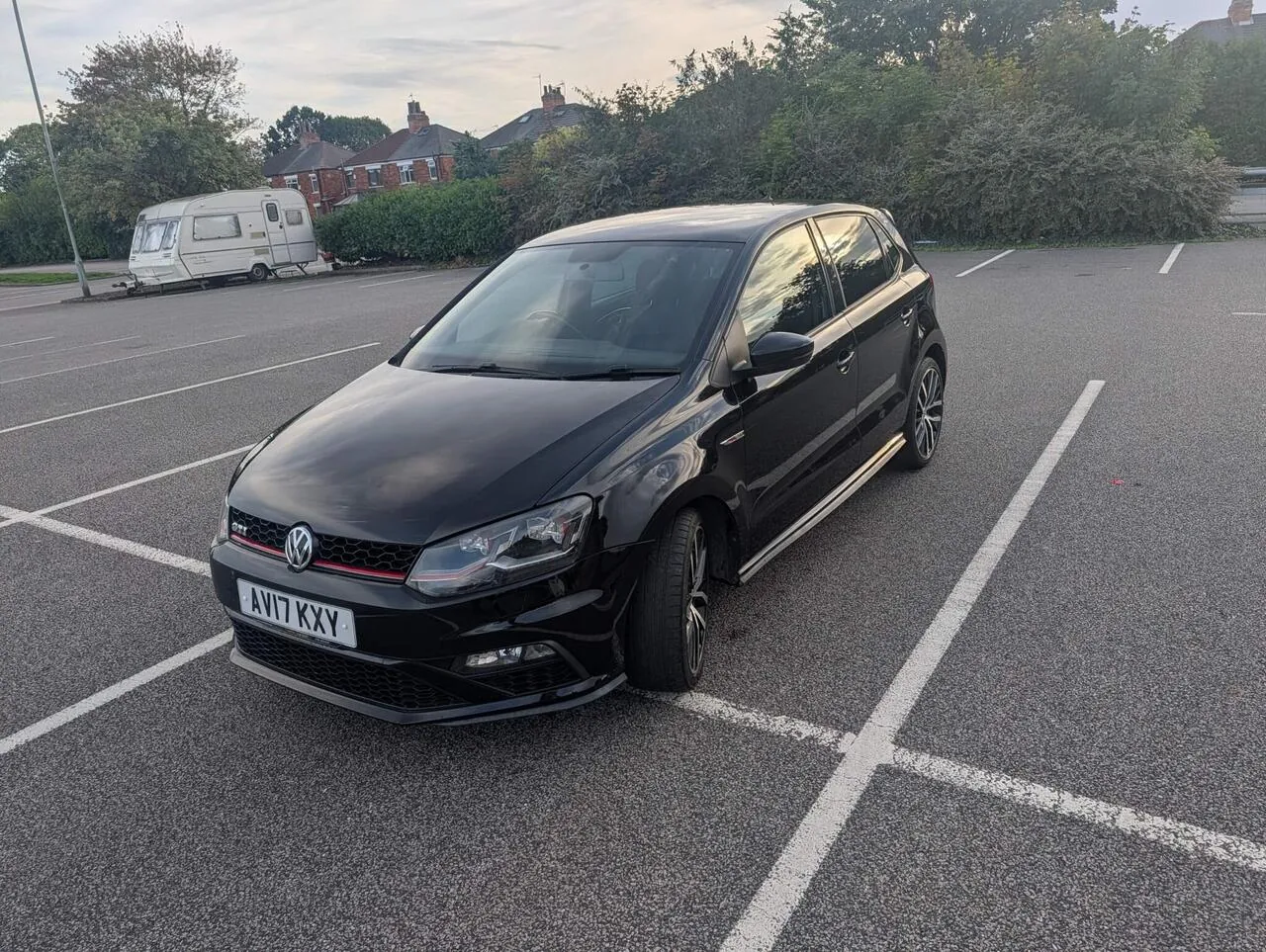 Volkswagen Polo 2017 photo 2