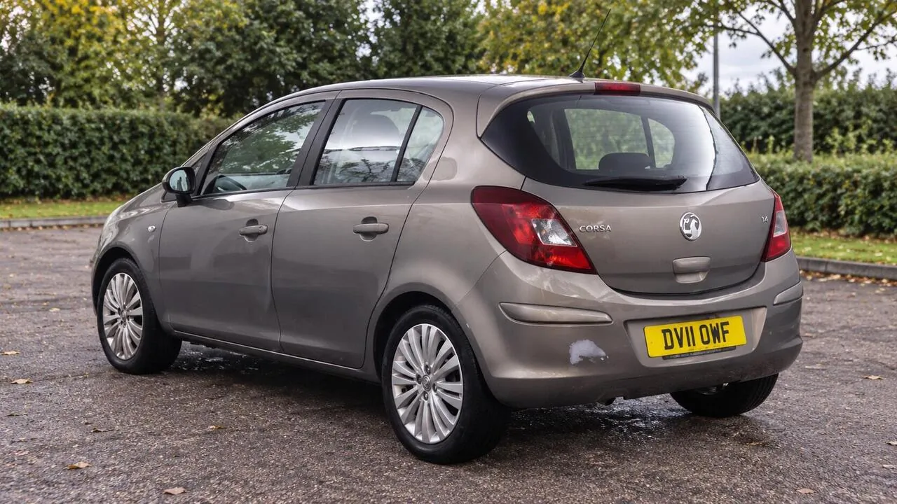 Vauxhall Corsa 2011 photo 4