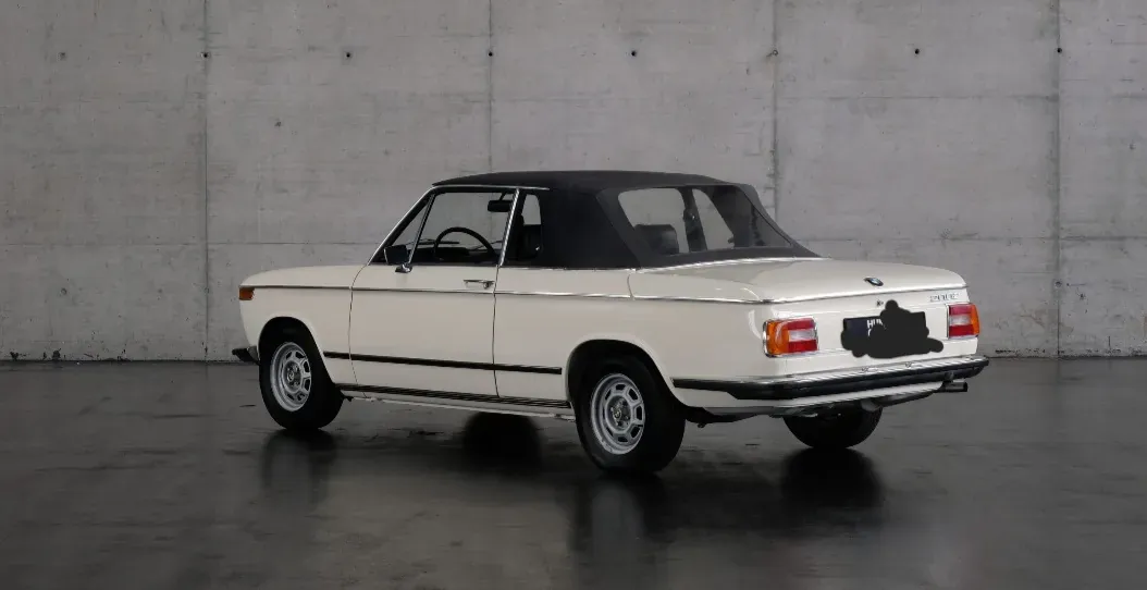 BMW 2002 1974 photo 3
