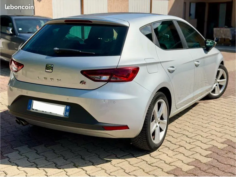 Seat Leon 2014 photo 2