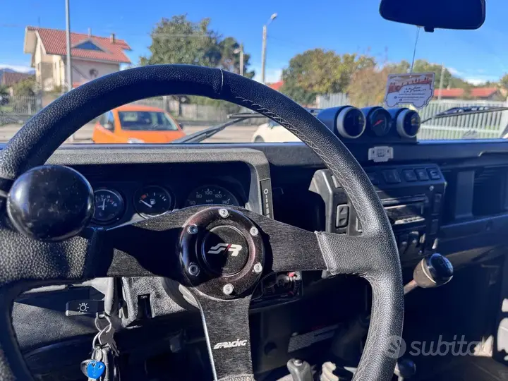 Land Rover Defender 2003 photo 5