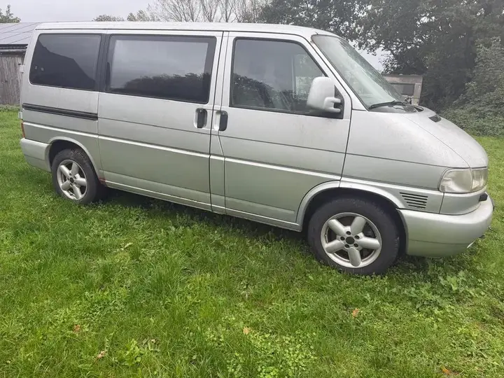 Volkswagen T4 Caravelle