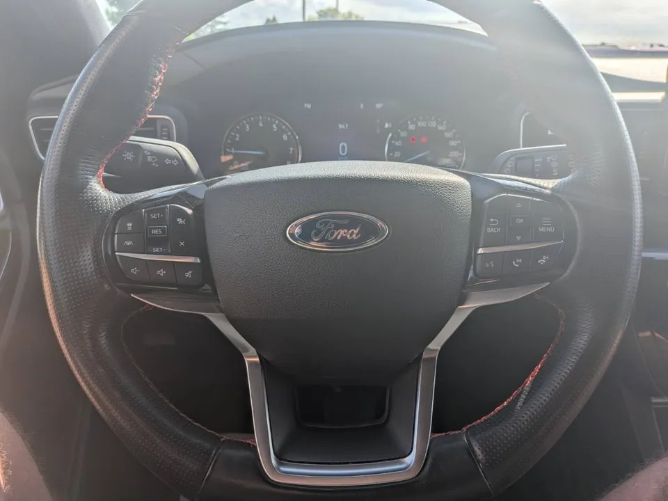 Ford Explorer 2022 photo 5