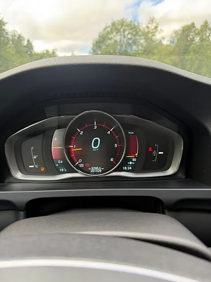 Volvo V60 2014 photo 5