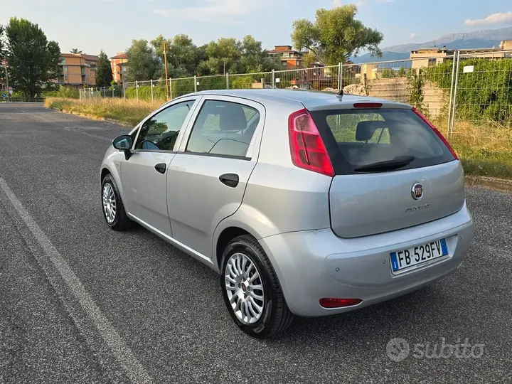Fiat Punto 2016 photo 5