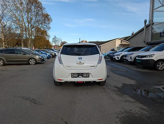 Nissan Leaf 2013 photo 4