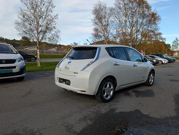 Nissan Leaf 2013 photo 5