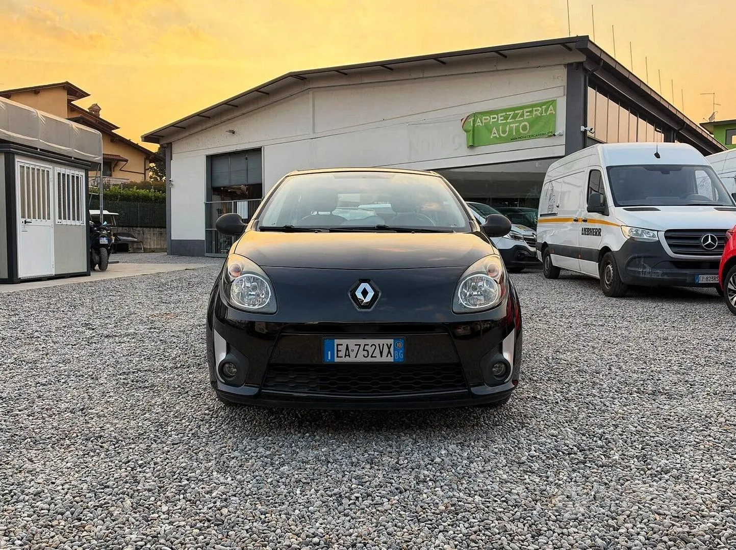 Renault Twingo 2010 photo 2