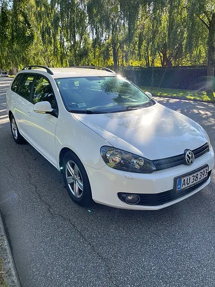 Volkswagen Golf Vi 2011 photo 2