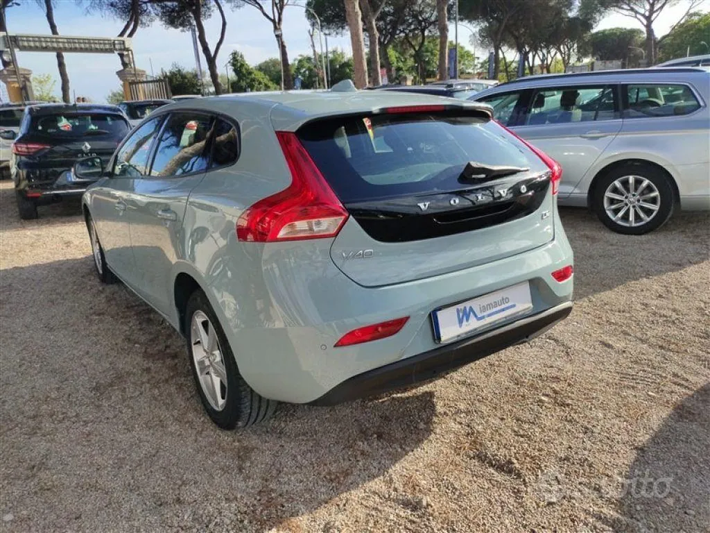 Volvo V40 2017 photo 4