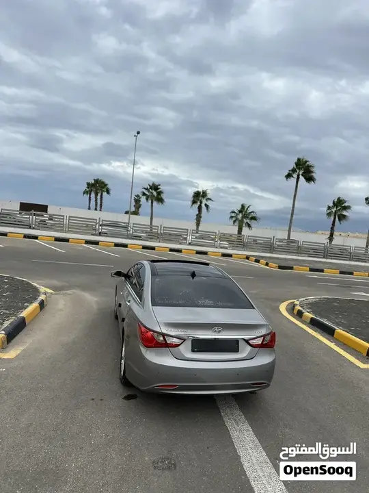 Hyundai Sonata 2012 photo 2