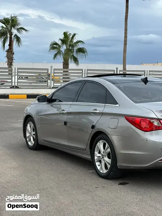 Hyundai Sonata 2012 photo 4