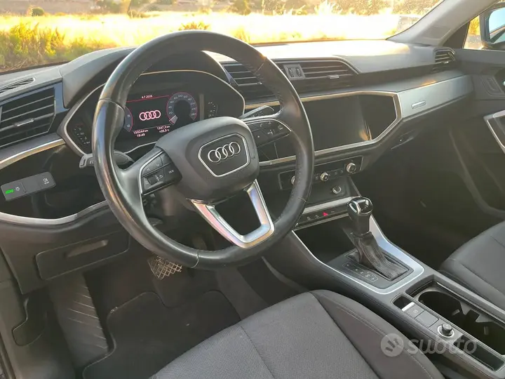 Audi Q3 2019 photo 4