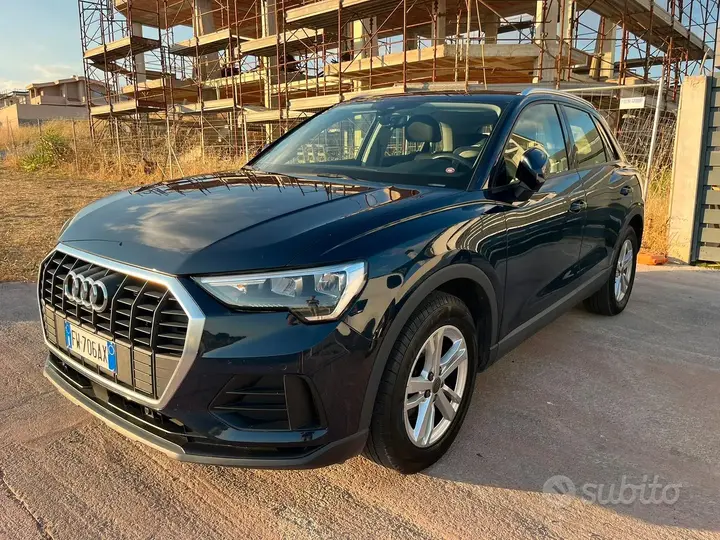 Audi Q3 2019 photo 3