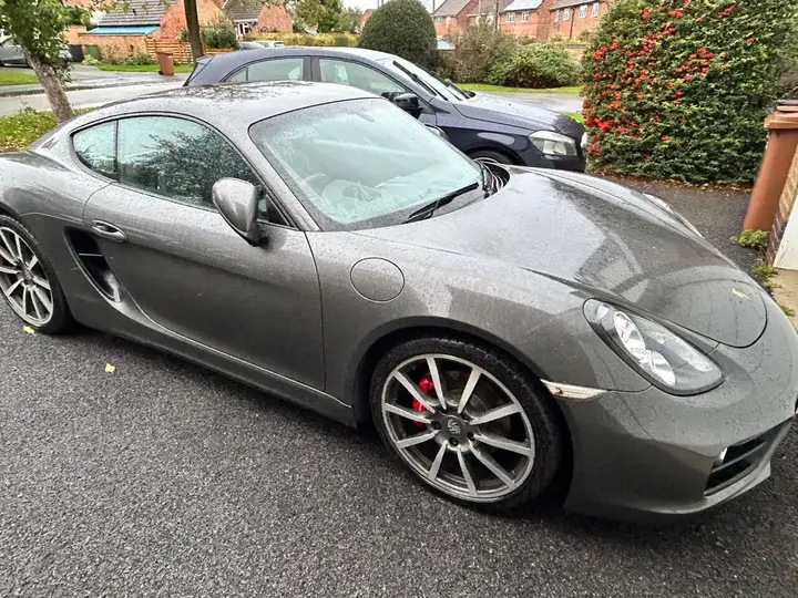 Porsche Cayman