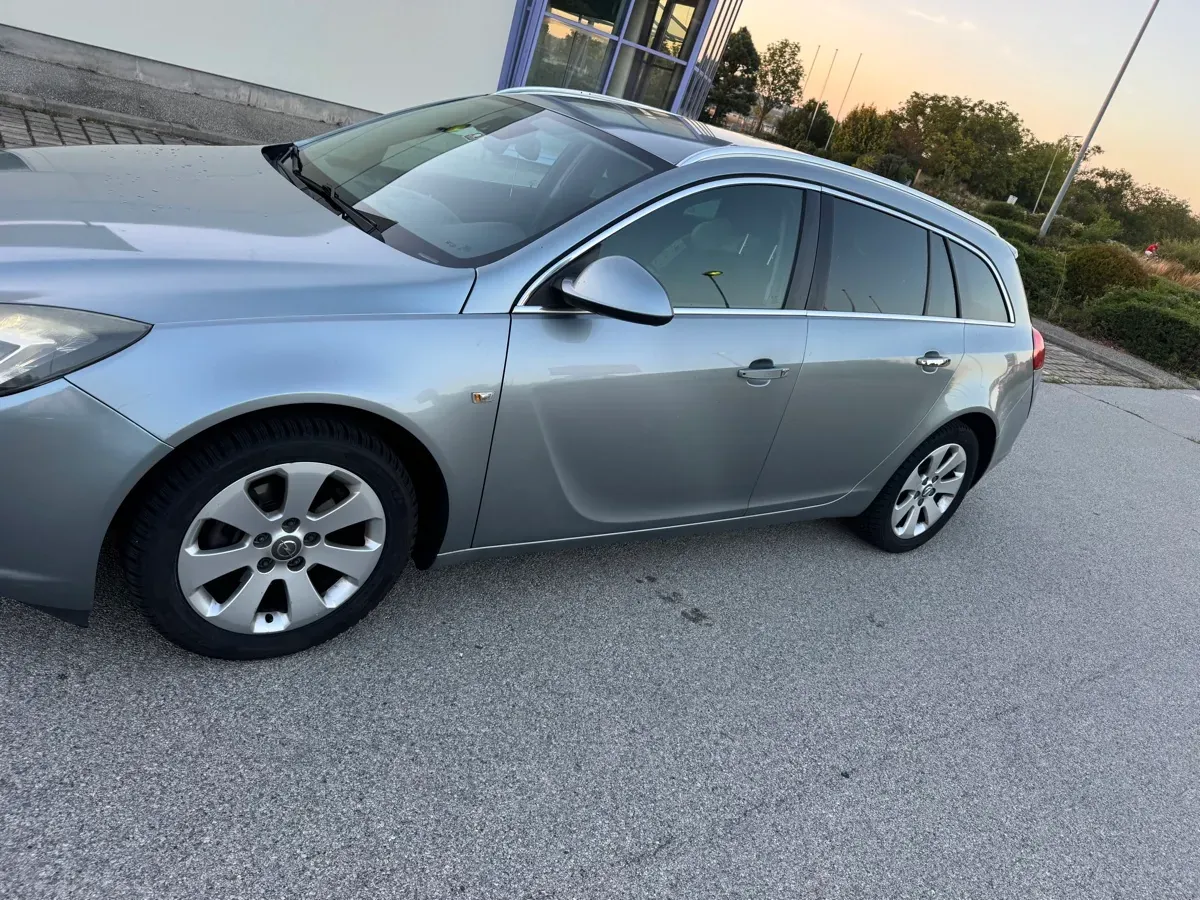 Opel Insignia 2012 photo 3