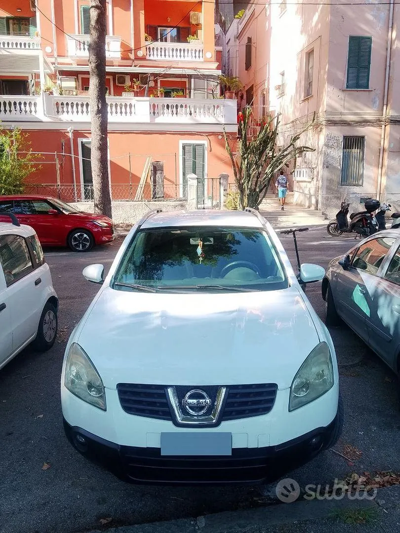 Nissan Qashqai 2009 photo 2