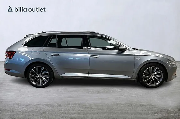 Skoda Superb 2017 photo 4