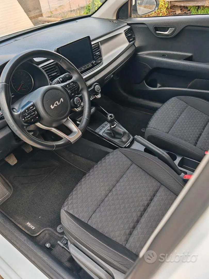 Kia Rio 2022 photo 4