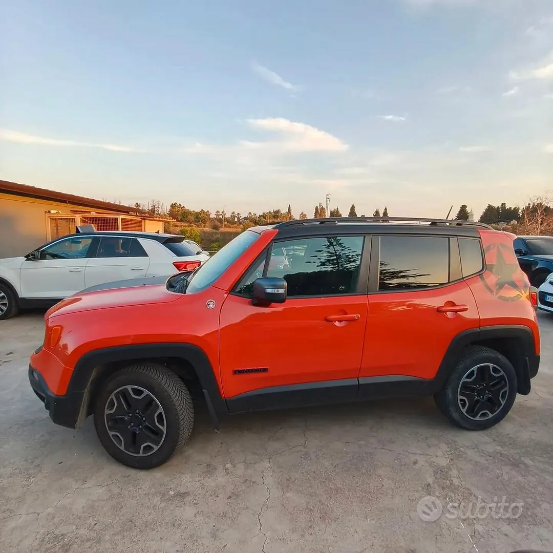 Jeep Renegade 2016 photo 4